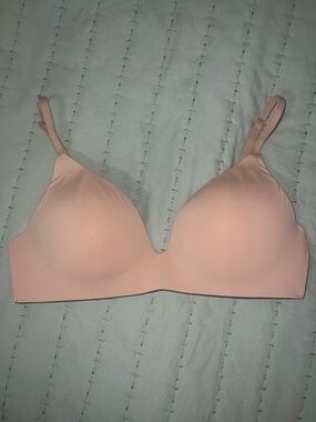 Seamless Nude Victoria Secret Bra